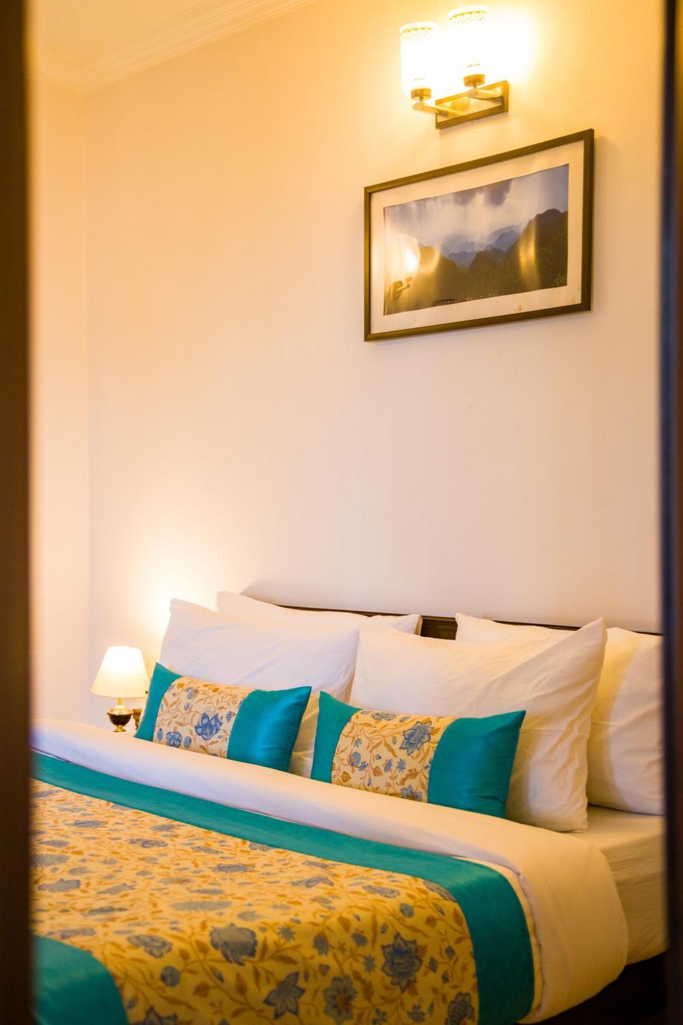 Alaya Stays Mehar Villa - 3 Bhk With Garden & Scenic Views Kasauli Extérieur photo