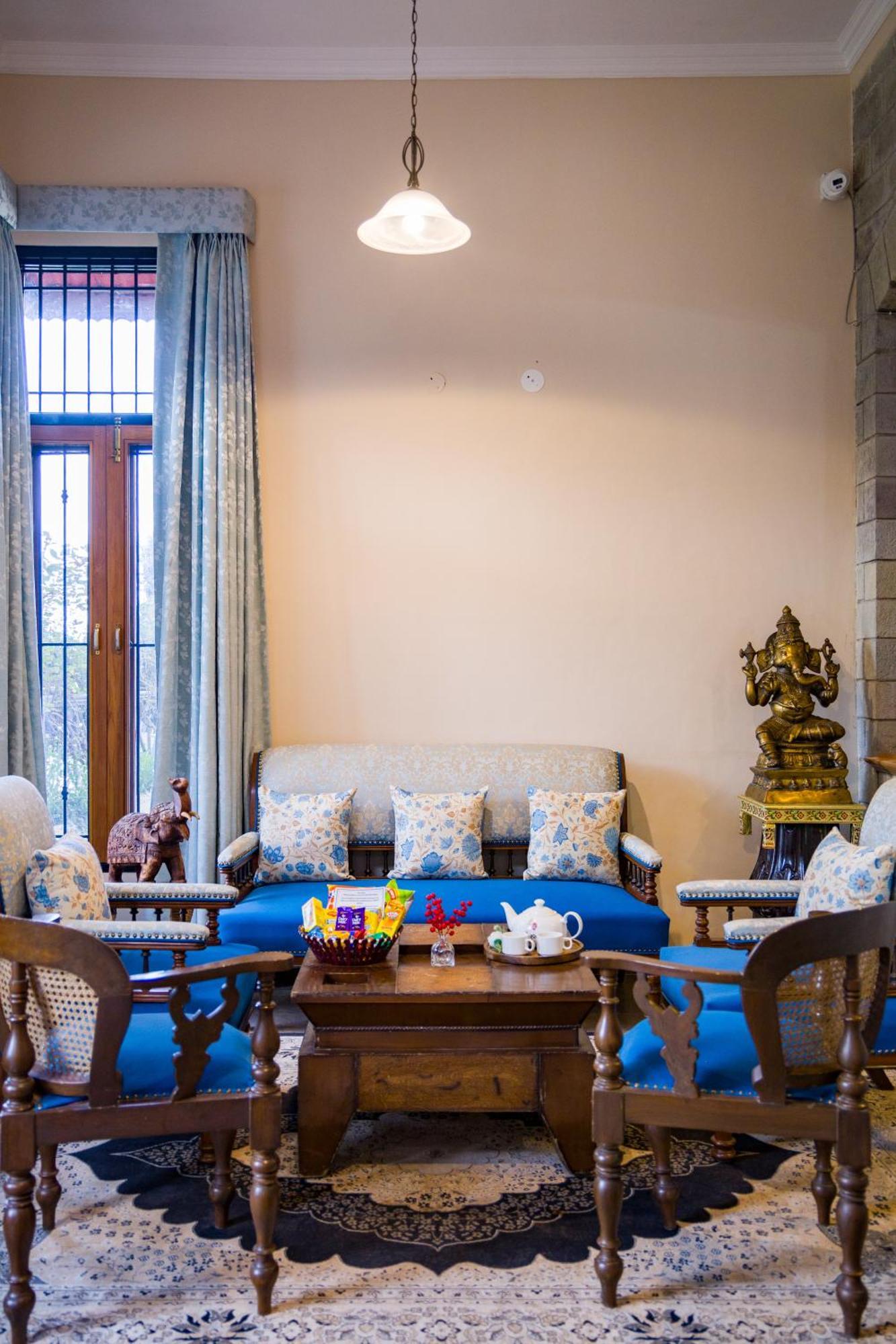 Alaya Stays Mehar Villa - 3 Bhk With Garden & Scenic Views Kasauli Extérieur photo