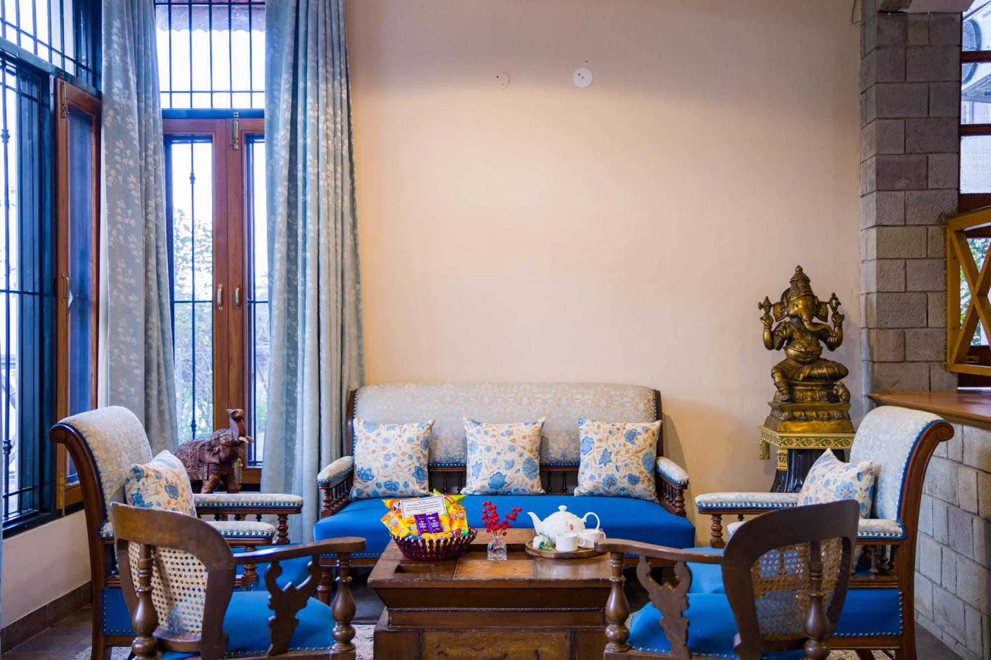 Alaya Stays Mehar Villa - 3 Bhk With Garden & Scenic Views Kasauli Extérieur photo