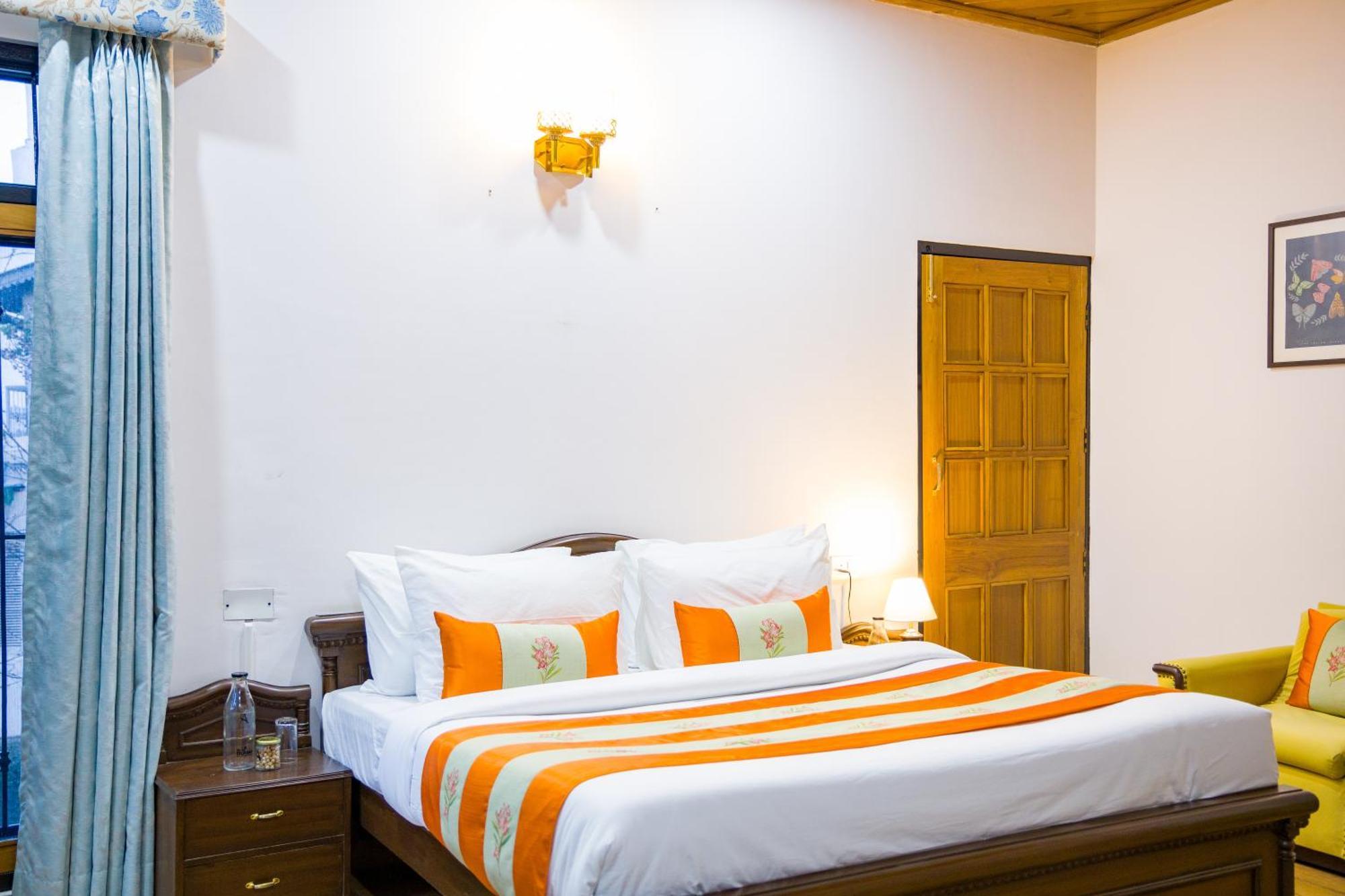 Alaya Stays Mehar Villa - 3 Bhk With Garden & Scenic Views Kasauli Extérieur photo